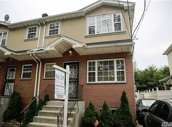 2nd image of 11628 Marsden St