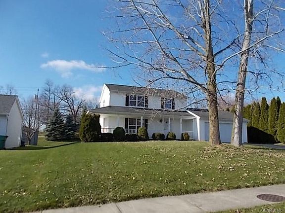 2nd image of 89 Chiswick Dr