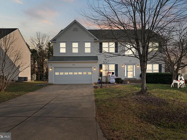523 Windermere Dr — Photo 36