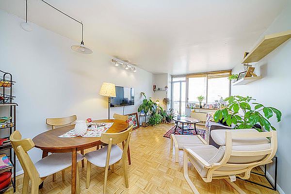 1st image of 200 E 89th St APT 16D