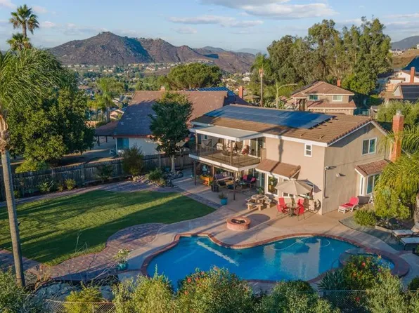 2006 Crossle Ct, El Cajon, CA 92019