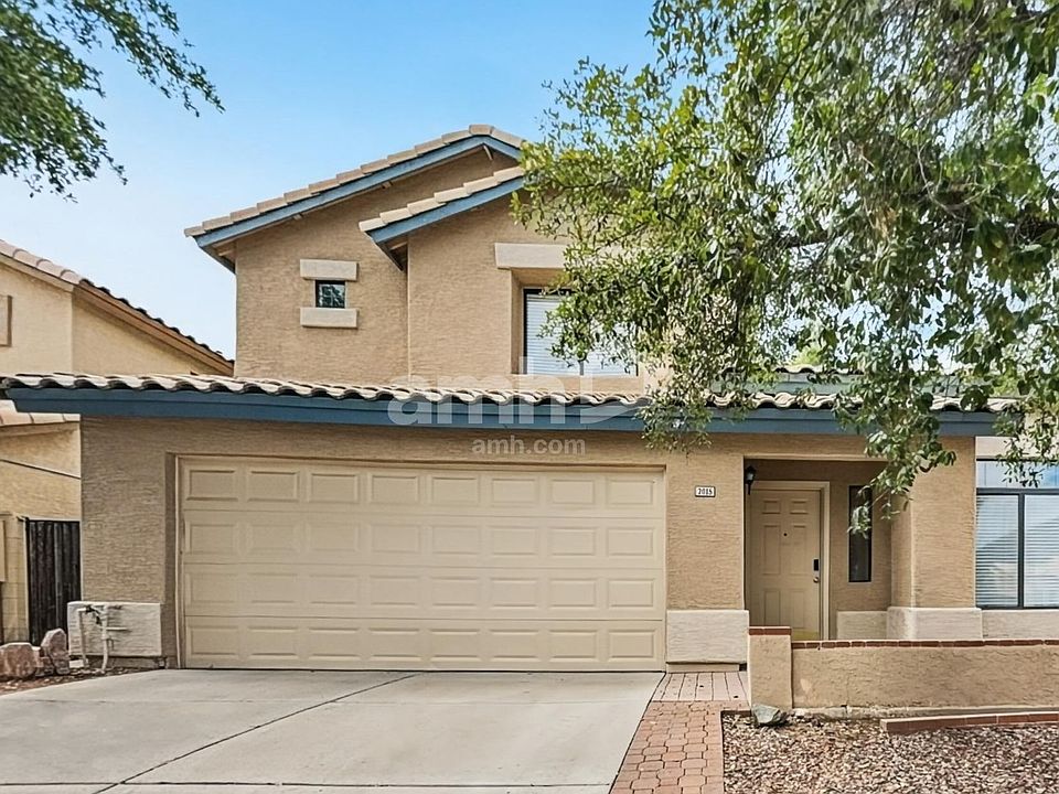 1st image of 2015 E Daley Ln