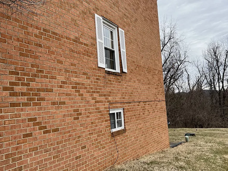 101 Southampton Dr — Photo 18