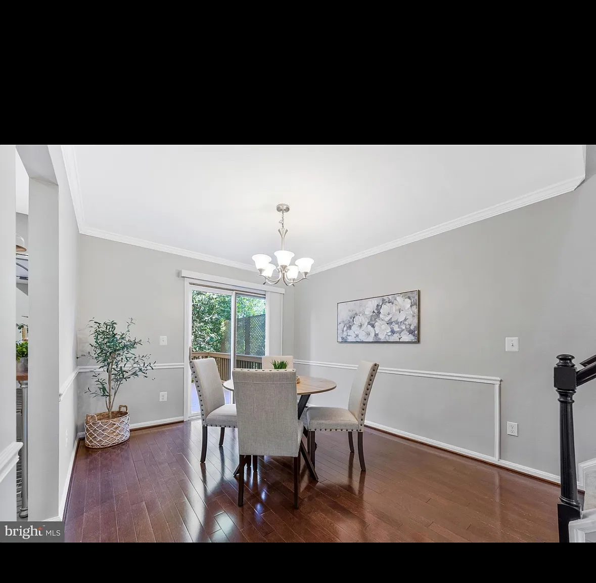 3 bed, 3.5 bath, 2029 sqft, $3,350 — Photo 4