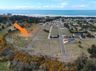 703 Seacrest Dr, Bandon, OR 97411