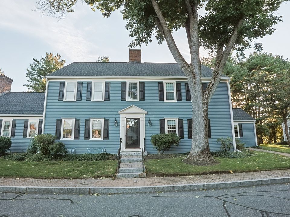 1st image of 18 Muster Ct Unit 18