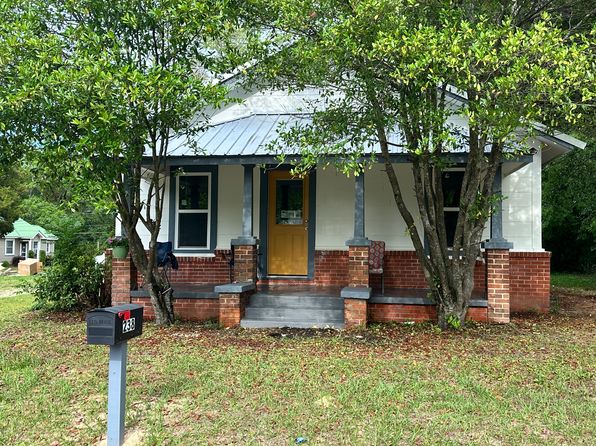 238 Barton St, Andalusia, AL 36420