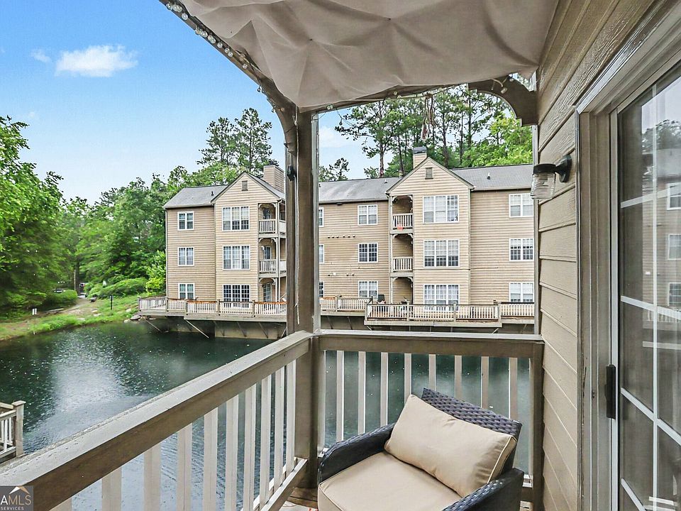 1st image of 408 Mill Pond Ct SE