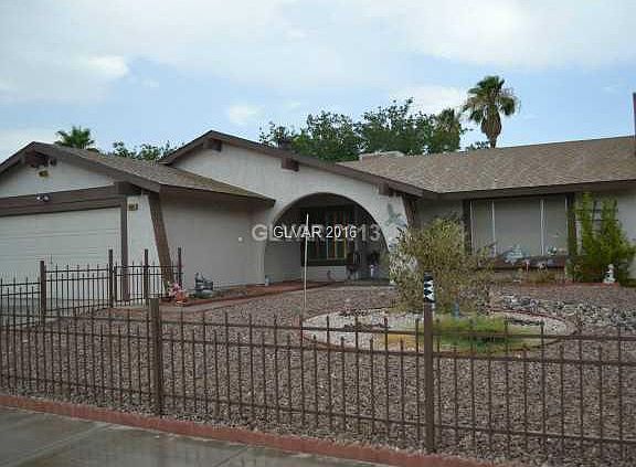 2nd image of 1560 Elaine Dr #0