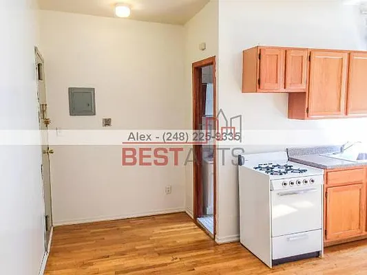 Rented by Best Apartments North Inc | media 36