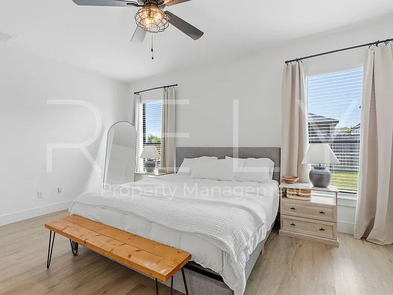 129 Seattle Slew Dr — Photo 34