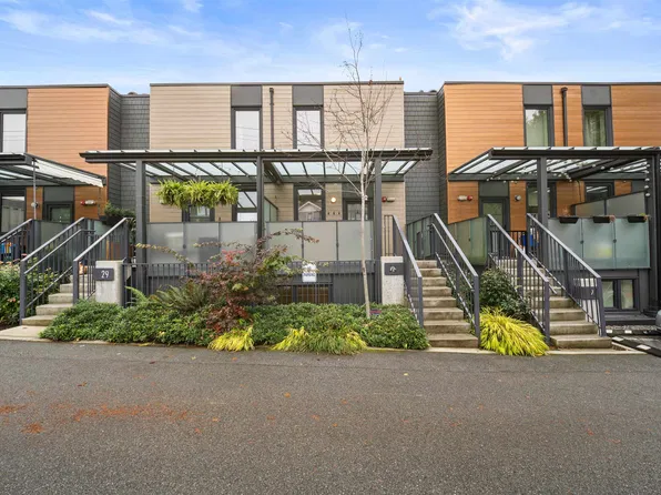 720 E 3rd St #28, North Vancouver, BC V7L 1E6
