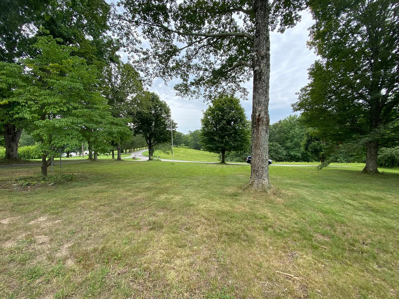 1050 Clarence Binkley Rd — Photo 3