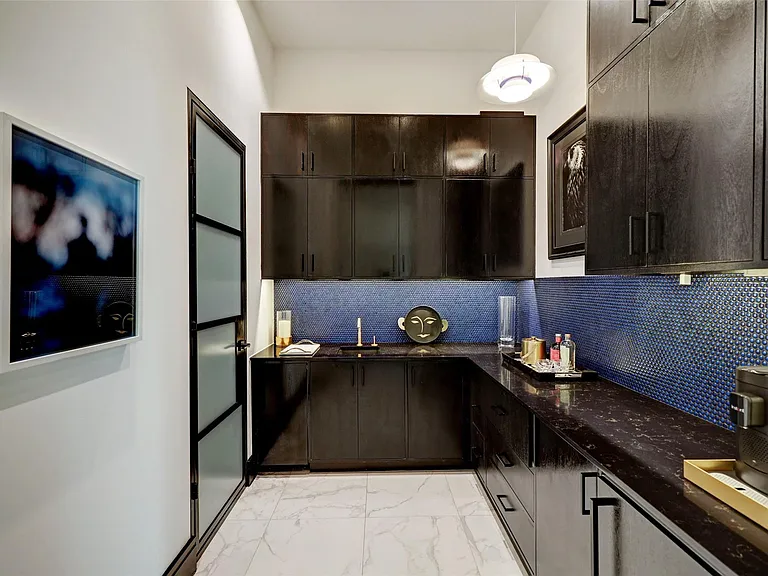 2521 Westgate Dr — Photo 33