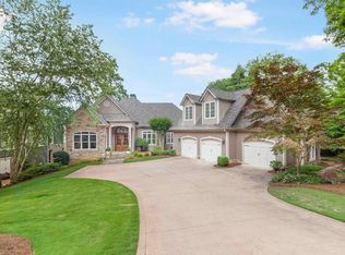 1070 Plantation Point Dr, Greensboro, GA