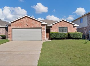 3813 Cane River Rd, Fort Worth, TX 76244