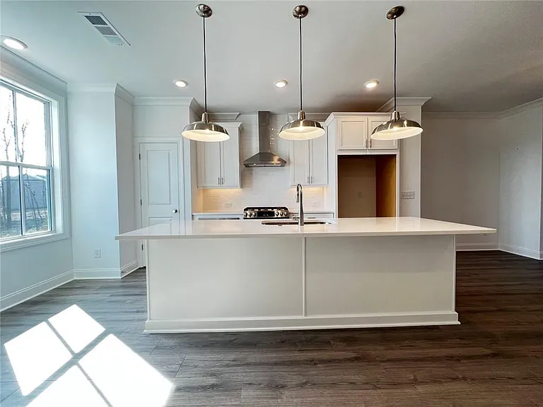 235 Sims Park Pl — Photo 9