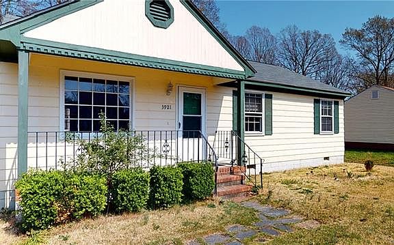 2nd image of 3921 Robert E Lee Dr