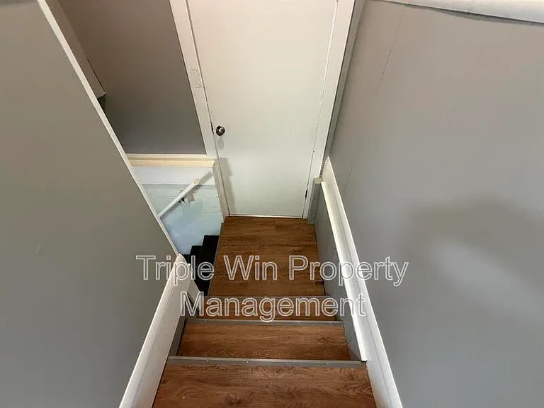 2308 Huntington Ave — Photo 26