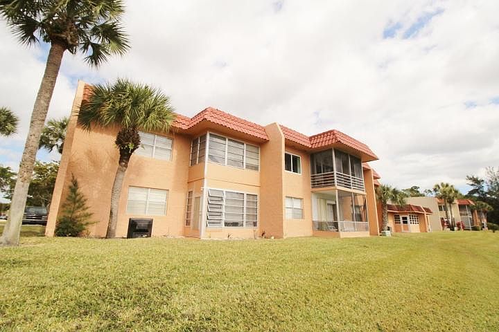 1st image of 210 Lake Dora Dr
