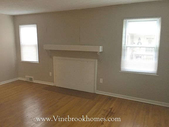 2nd image of 405 Wilbur Ave