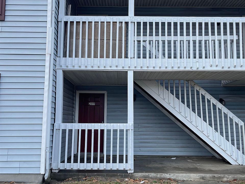1st image of 222 Lanier Dr #209