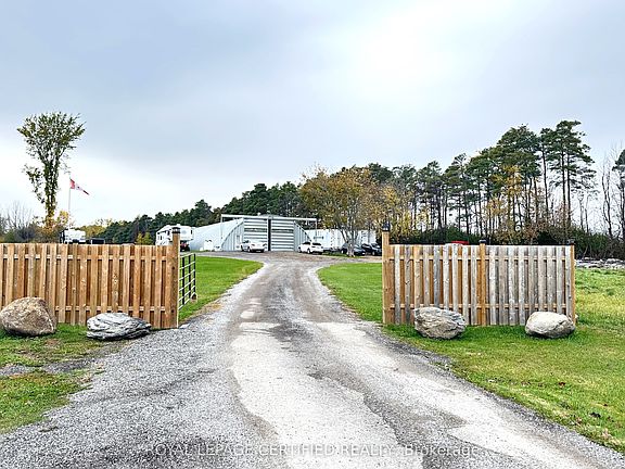 4th image of 22186 Kennedy Rd