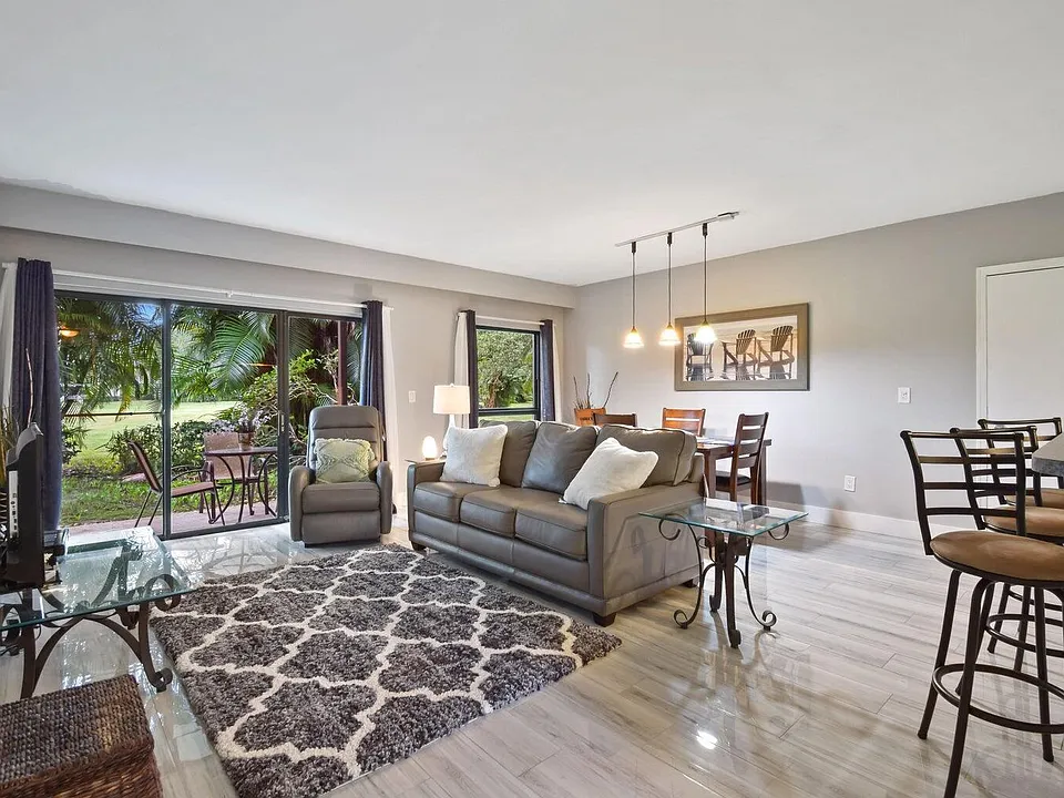 13334 Polo Club Rd #250