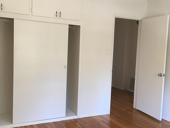 5th image of 1327 N Avenue 45