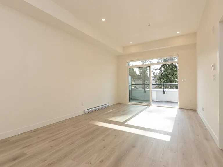 2635 King George Blvd #441 — Photo 10