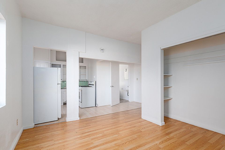 1st image of 242 S Francis St APT 1