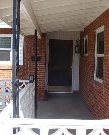 2nd image of 9540 Albany Pl