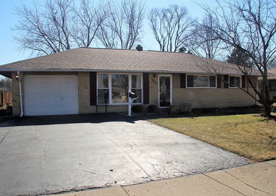 1st image of 245 W Maude Ave