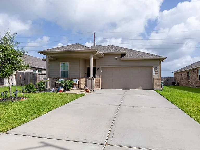 14911 Spring Forest Ln — Photo 36