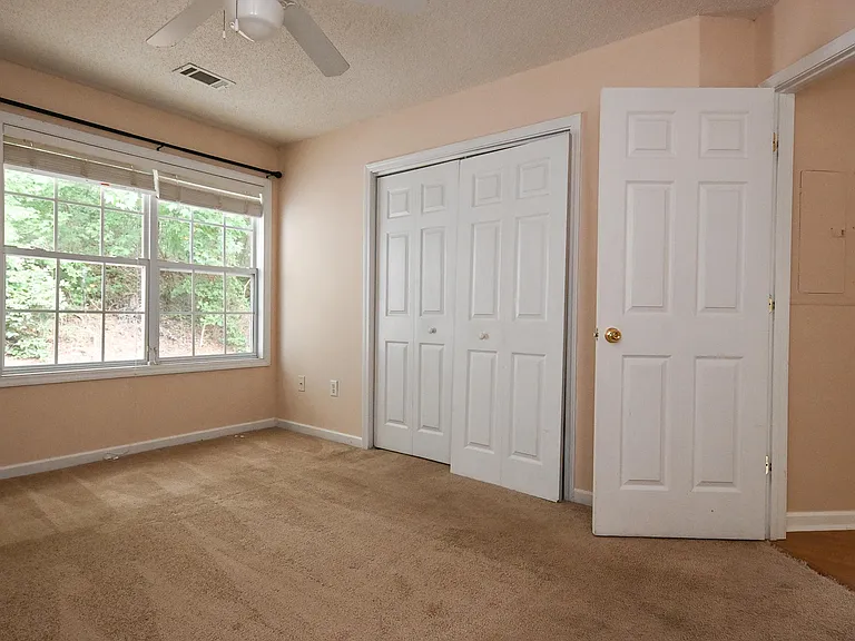 1325 Cedar Shoals Dr #500 — Photo 13