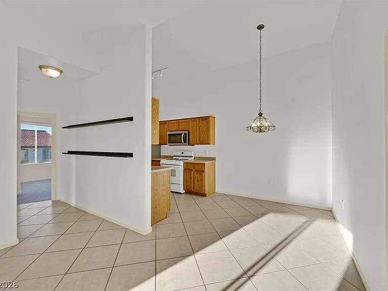 2305 W Horizon Ridge Pkwy #1523 — Photo 22