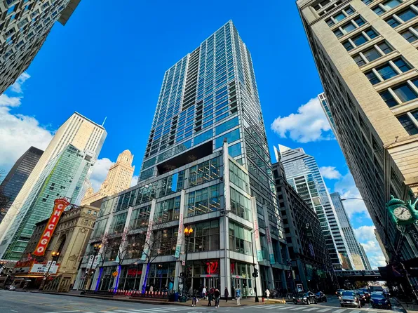 8 E Randolph St Unit 2505, Chicago, IL 60601