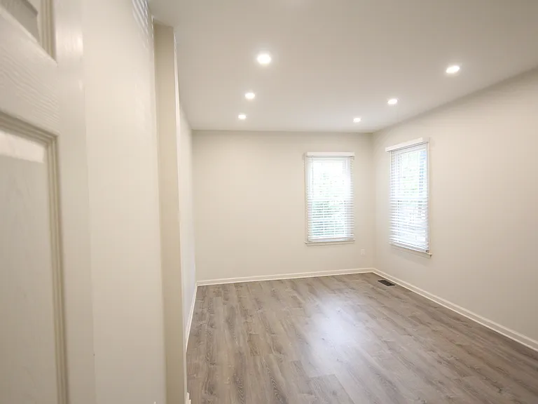 7 Princeton Ave #1 — Photo 35