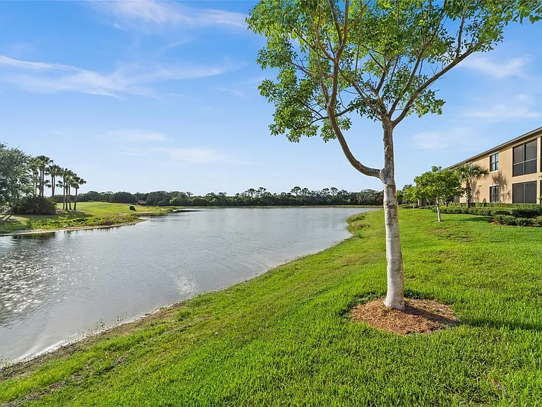 23381 Awabuki Dr — Photo 10