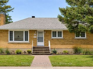 41 Capilano Dr, Ottawa, ON K2E6G3