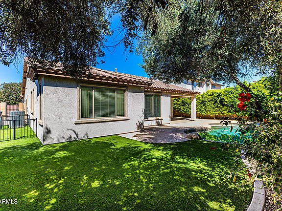 4th image of 417 W DESERT BROOM Drive