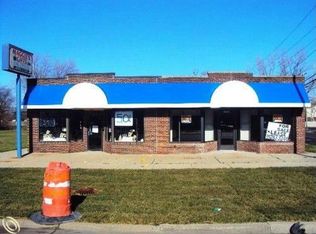 19238 Eureka Rd, Southgate, MI 48195