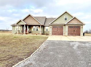 11738 Isaiah Ct, Marion, IL 62959