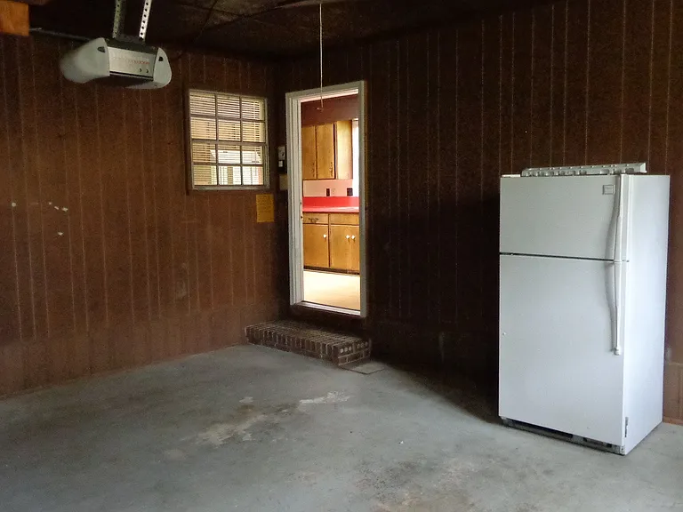 1510 Meeks Rd — Photo 32