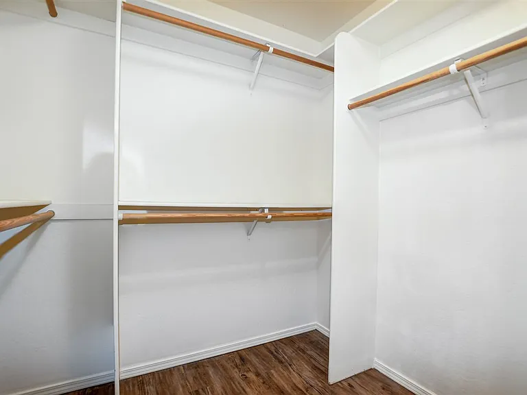 4261 N Tonopah Dr — Photo 16