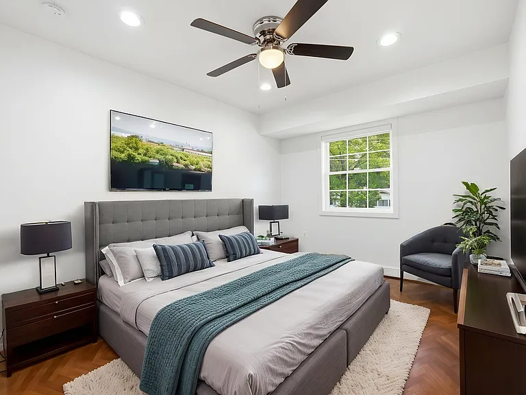 7504 Dolce Dr — Photo 19