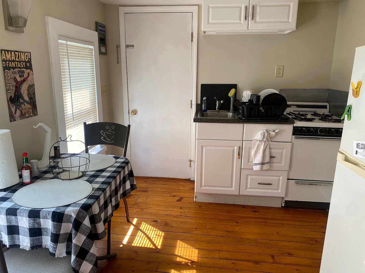 Studio, 500 sqft, $825 — Photo 2