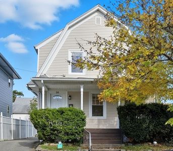 50 Cactus St, Providence, RI, 02905