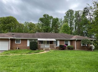 4790 Lennox Rd, Winston Salem, NC 27105