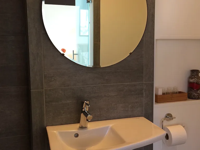 Dolan Dr — Photo 28